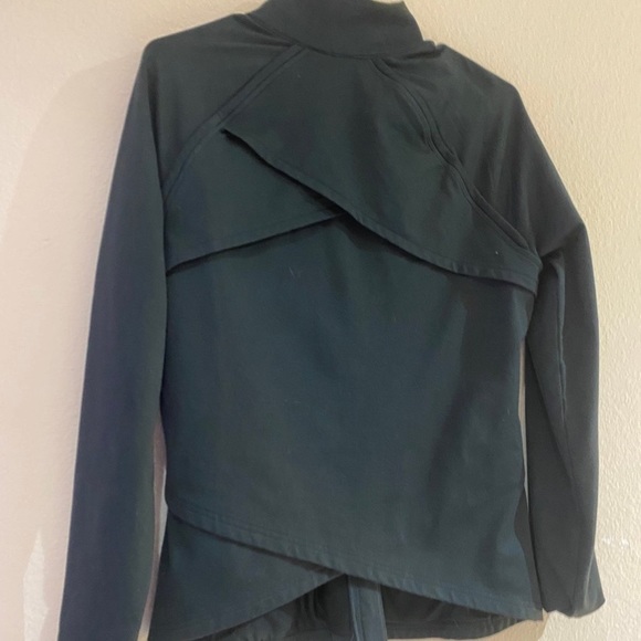 Fabletics Jacket - Picture 2 of 4